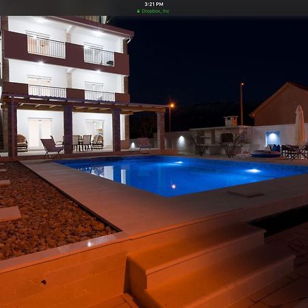 טיווט Villa Sandy Apartments מראה חיצוני תמונה